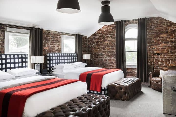 Room 10 of 49